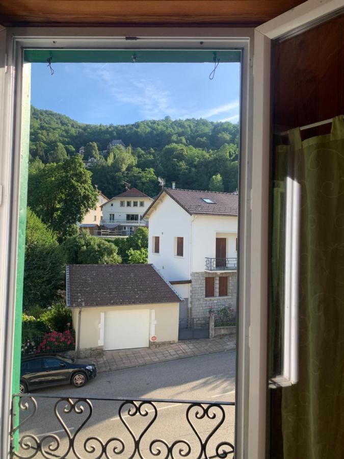 Joli Appartement Dans Une Maison Ancienne Ax-les-Thermes Buitenkant foto
