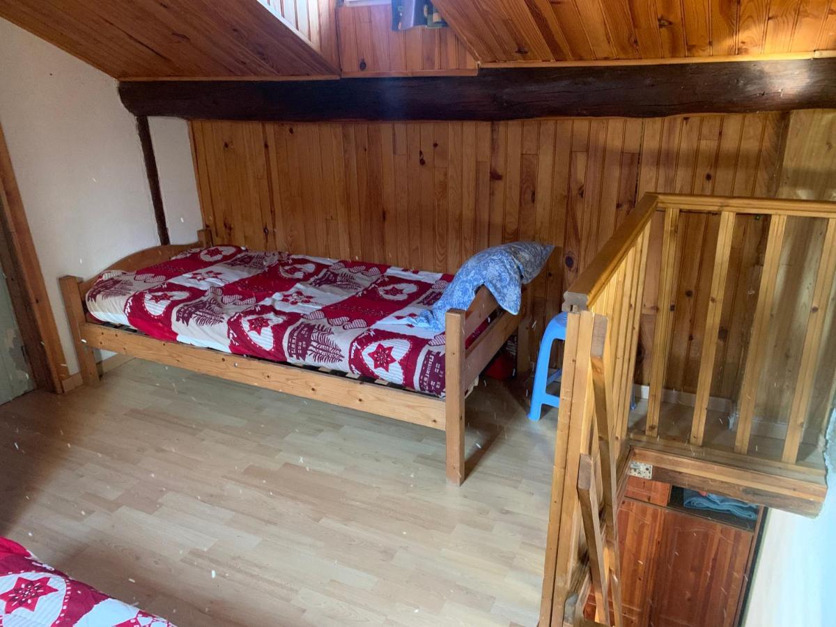 Joli Appartement Dans Une Maison Ancienne Ax-les-Thermes Buitenkant foto